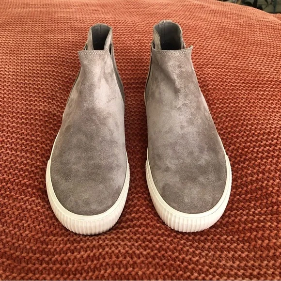 Vince Kelowna High Top Suede Platform Slip On Sneakers Size 8 - Picture 4 of 13